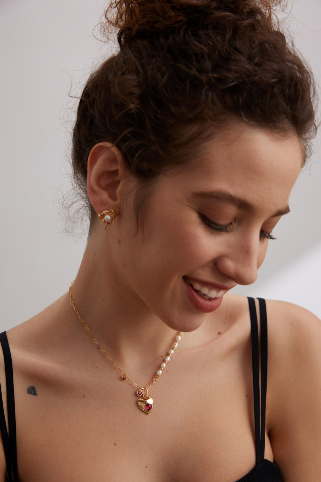 Amour Pearl Heart Necklace 7