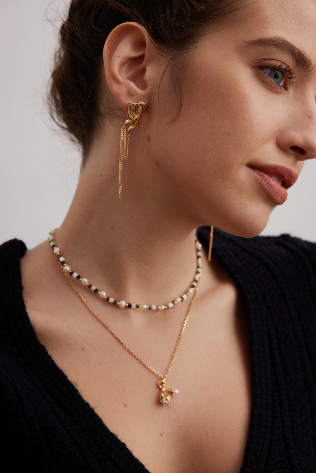 Nacre Bloom Pearl Necklace 1