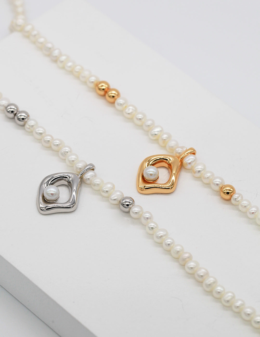 Nacre Halo Pearl Necklace 2