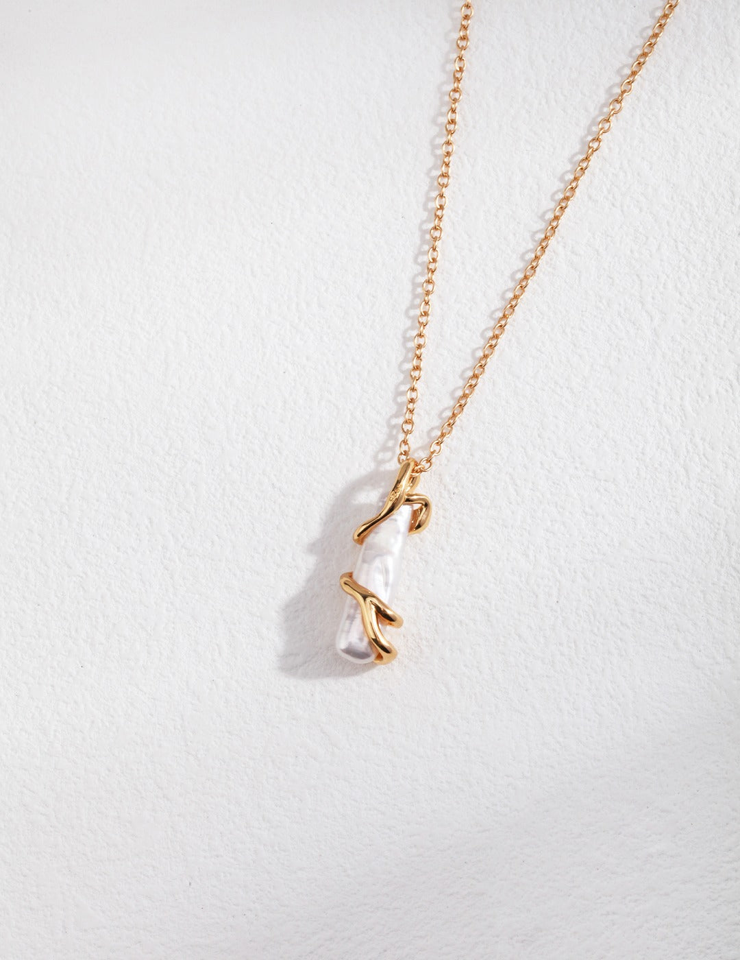 Nacre Vine Pendant Necklace 3