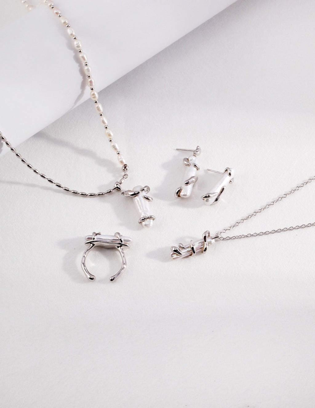 Nacre Vine Pendant Necklace 4