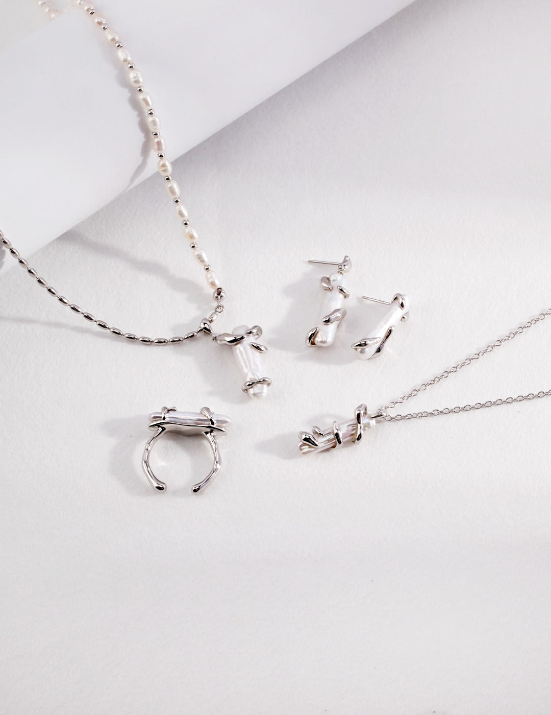 Nacre Vine Pendant Necklace 4