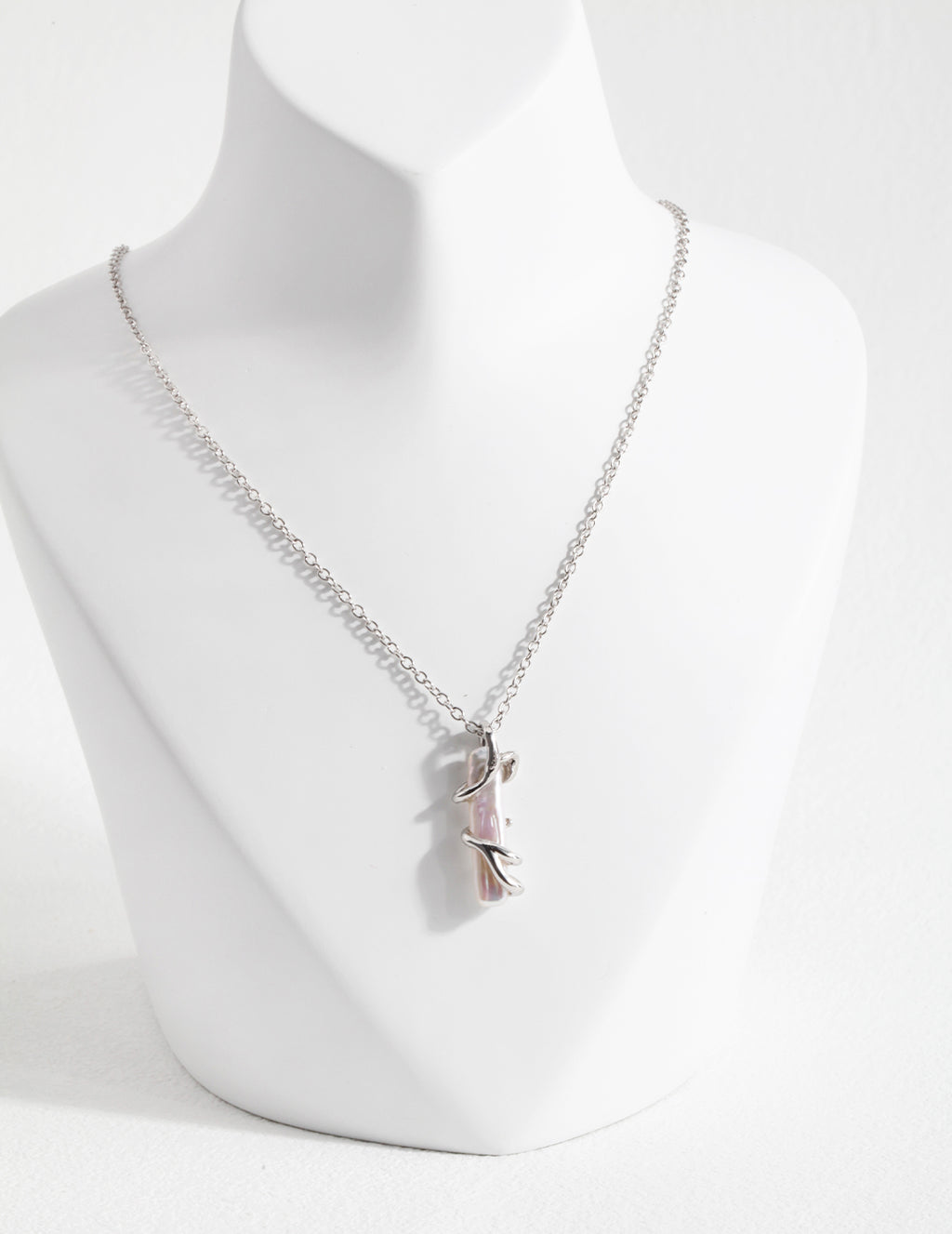 Nacre Vine Pendant Necklace 6