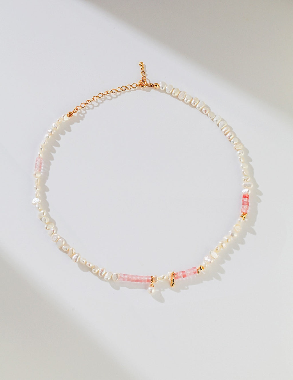 Rosé Pearl Beaded Necklace 1