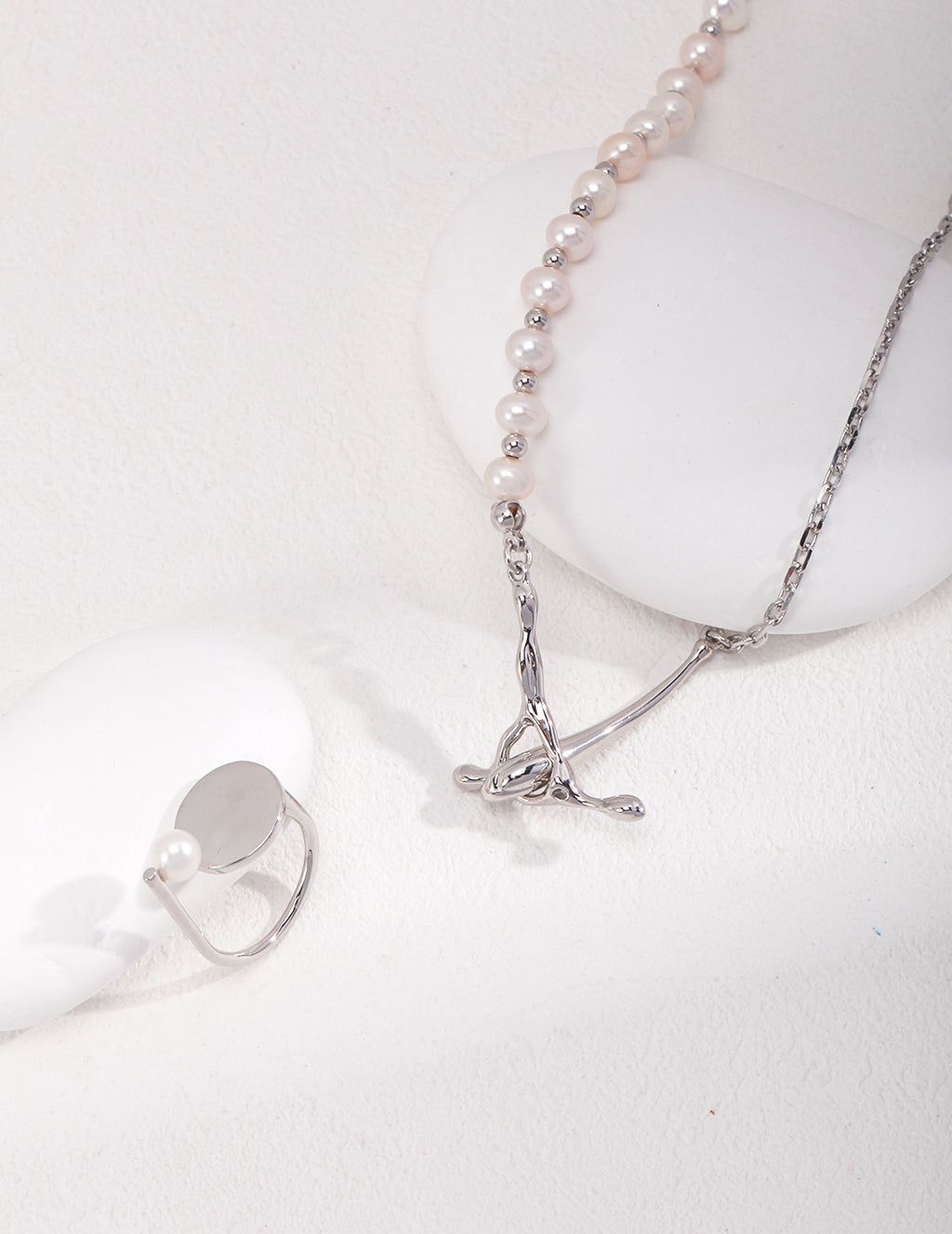 Celeste Pearl Star Necklace 2